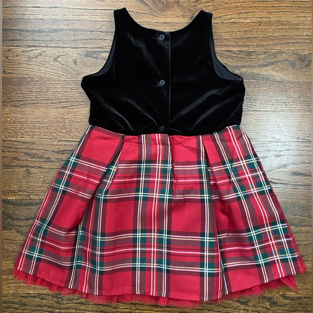 Children’s Place- toddler girl 4T Black Velvet Top Red Plaid Bow Skirt holiday